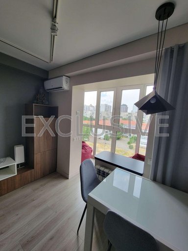Продажа 3 кімнатної квартири на улица Казимира Малевича 48