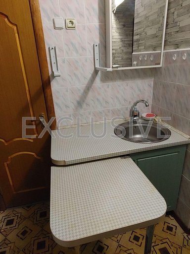 Продажа 1 кімнатної квартири на Верховинная улица 8