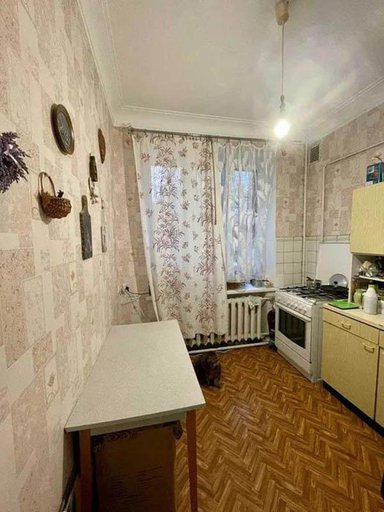 Продажа 3 кімнатної квартири на улица Академика Доброхотова 6