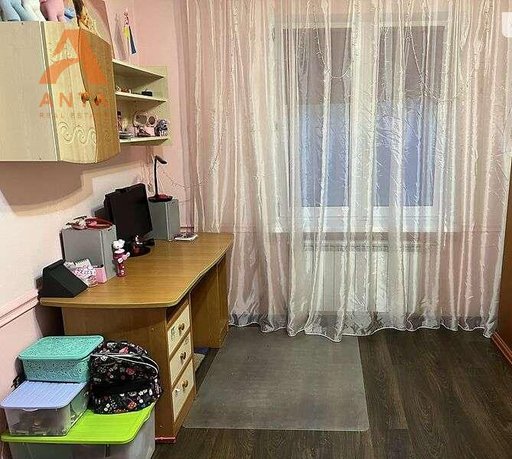 Продажа 3 кімнатної квартири на Ігорівська вулиця 12