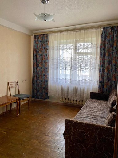 Продажа 2 кімнатної квартири на Березняковская улица 4