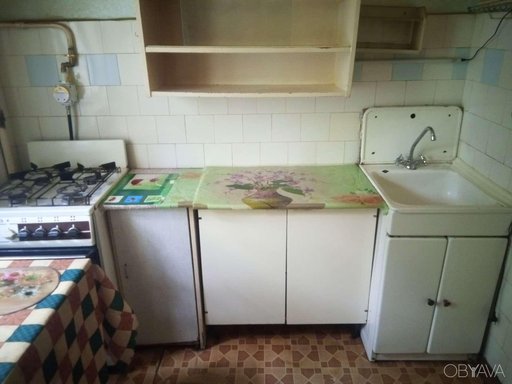 Продажа 3 кімнатної квартири на улица Павла Загребельного 18