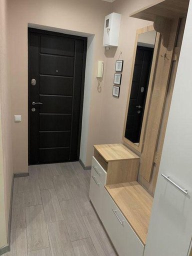 Продажа 1 кімнатної квартири на Саперно-Слобідський проїзд 30