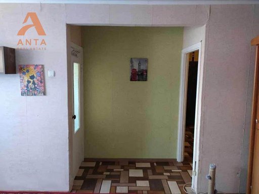 Продажа 1 кімнатної квартири на Сквирська вулиця 4