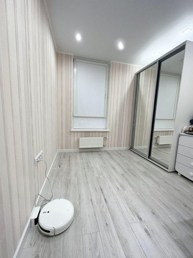 Продажа 2 кімнатної квартири на улица Евгения Чикаленко 30