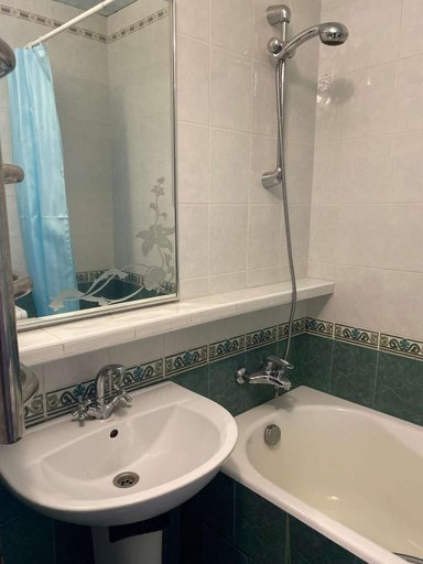 Продажа 2 кімнатної квартири на улица Кропивницкого 4