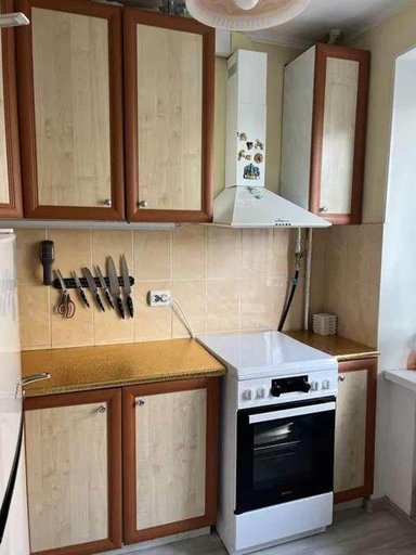 Продажа 1 кімнатної квартири на Ананасна вулиця 17
