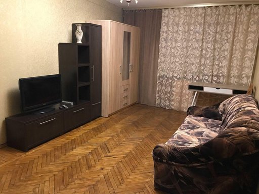 Продажа 3 кімнатної квартири на Димерська вулиця 17