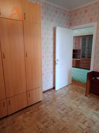 Продажа 3 кімнатної квартири на улица Юрия Ильенко 18