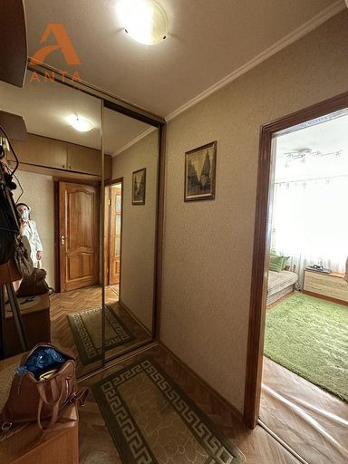 Продажа 1 кімнатної квартири на вулиця Байди-Вишневецького 52
