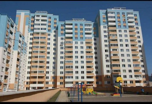 Продажа 3 кімнатної квартири на Центральна вулиця 23