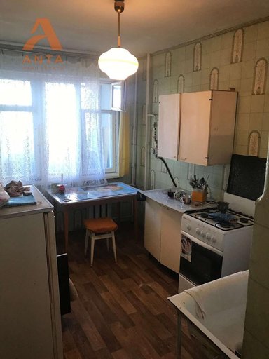 Продажа 1 кімнатної квартири на Регенераторна вулиця 4 к4-11