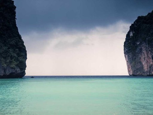 Оренда 5 кімнатного будинку по бульвар Верховної Ради 16-Б