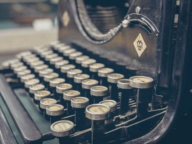 Будь -хто, хто зазвичай працює з комп'ютерними професійними атаками, зазвичай.